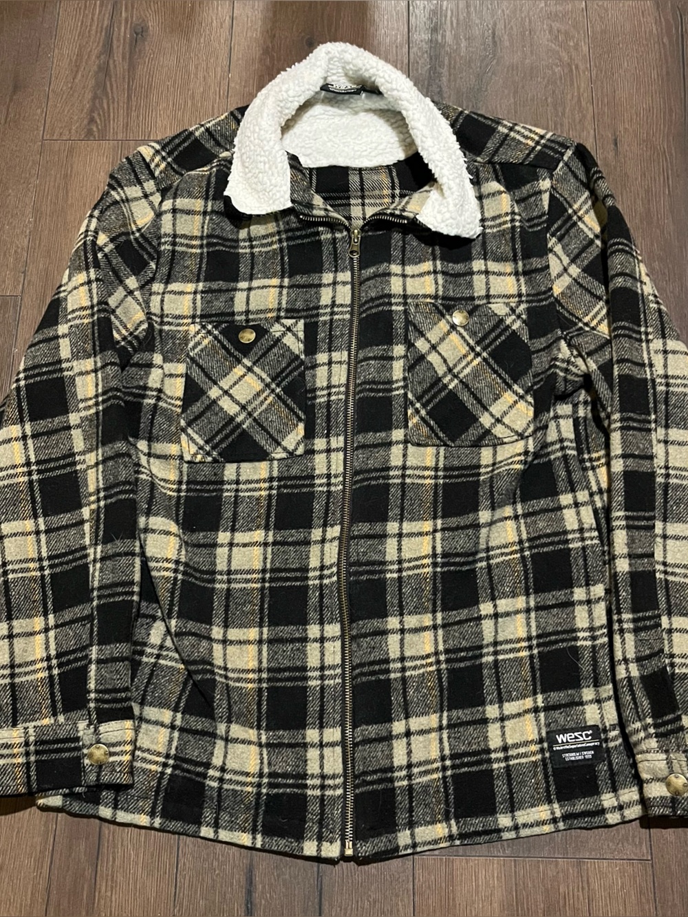 Mens Black & Cream Plaid Sherpa-Lined Jacket